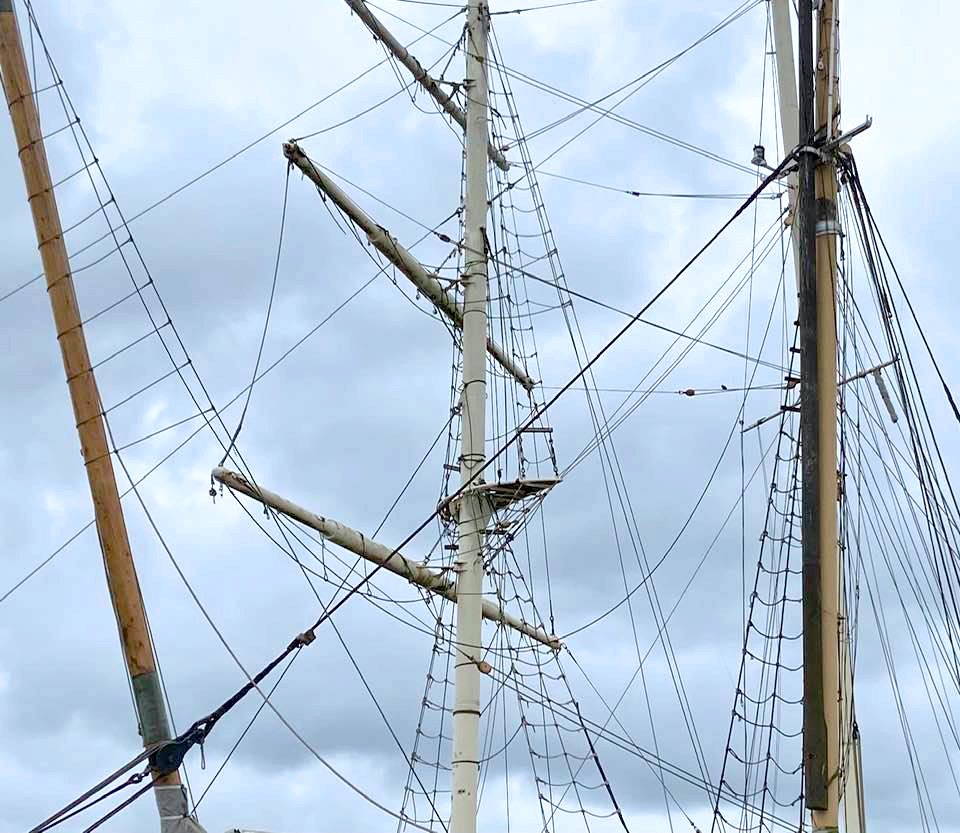 Ships masts